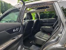 2016 Nissan Rogue AWD SL Remote Start, LEATHER HEATED SEATS, PAN - Photo 17