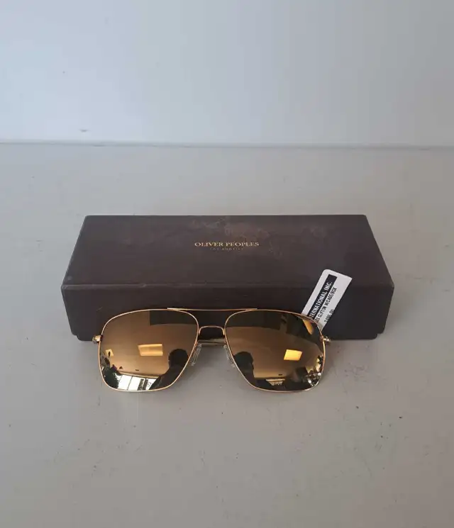 Oliver Peoples Clifton Sunglasses (31067712)