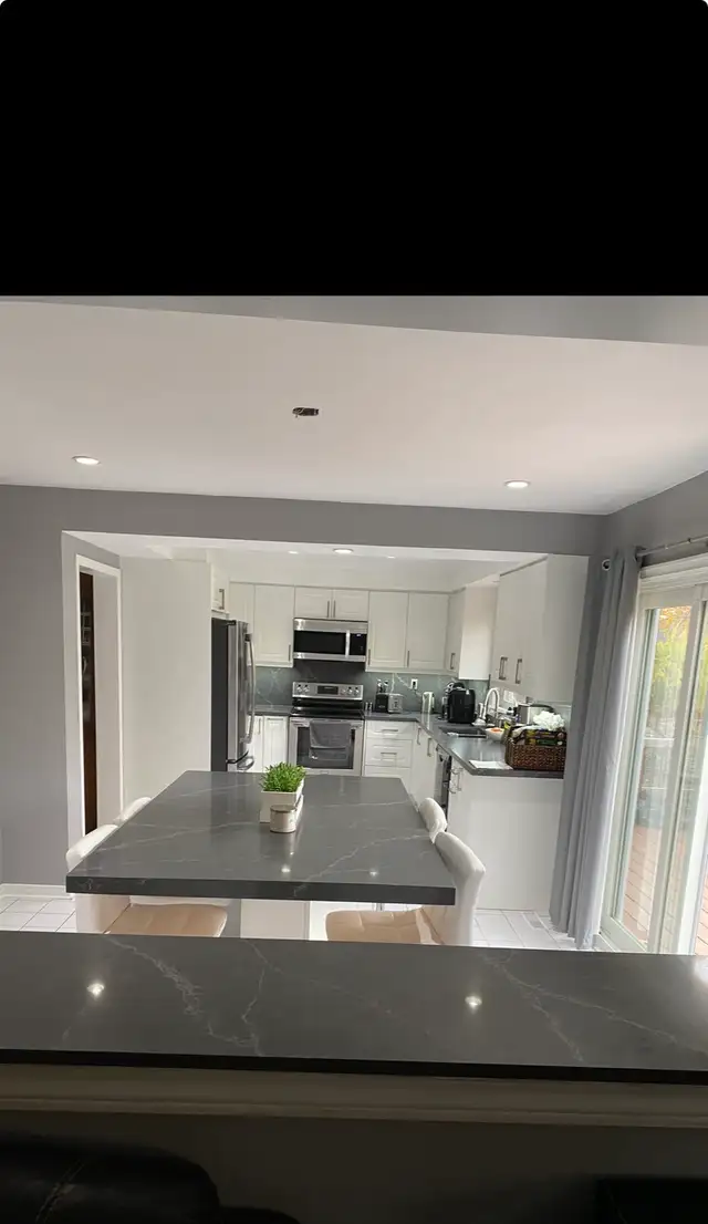 Counter & Backsplash