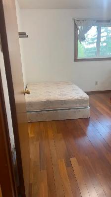 2nd floor-5 minWalk to Whitehorn Ctrain -15 min Downtown &Airpot