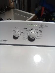 SELLING A BRAND NEW MOFFAT FULL SIZE WASHER. - Photo 2