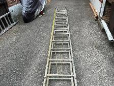 14 Ft. Aluminum  Extension Ladder ! - Photo 2