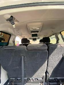 2012 town and country chrysler for sale - Photo 6
