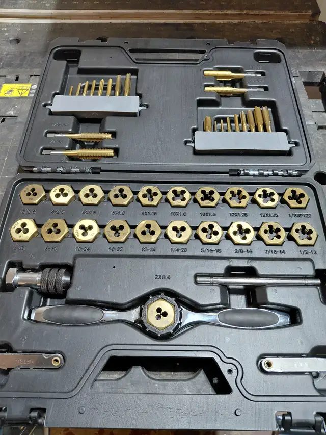 Maximum Tap and Die Set