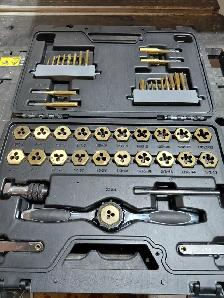 Maximum Tap and Die Set