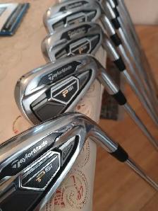 Bâtons de Golf Droitier Taylor Made fers PSi - Photo 6