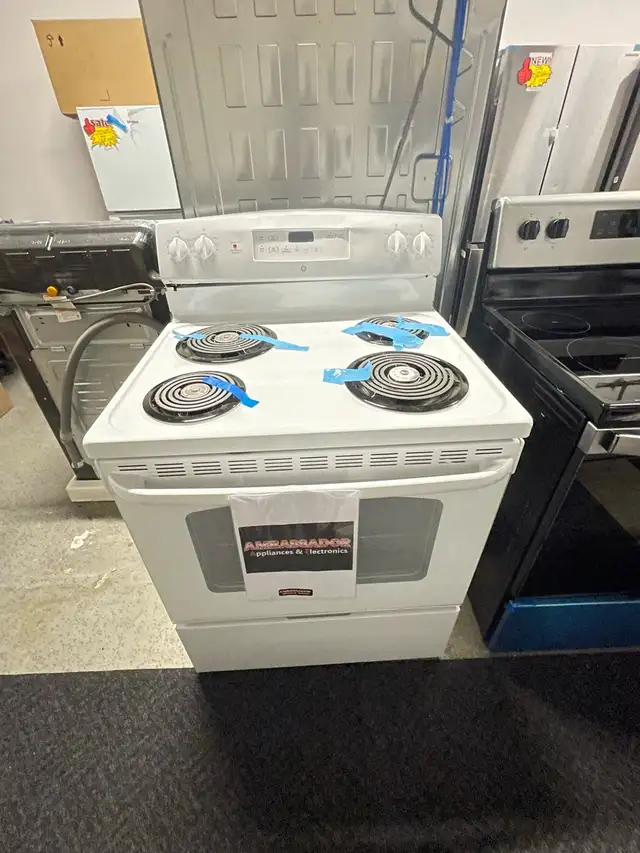NEW 30" GE Electric Coil Top Range Stove With Self Clean 5 Cu.Ft