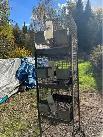 Ensemble de cages pour petits animaux, lapins ou autres.