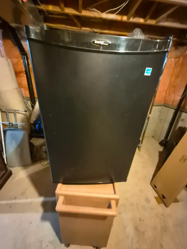Mini Compact Refrigerators