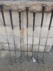 TYLORMADE GOLF CLUBS NEW LEFT HANDED