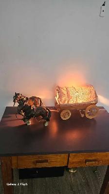 Chevaux avec charrette lumière/chariot ferme lampe