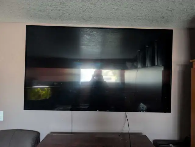 75' RCA Smart TV
