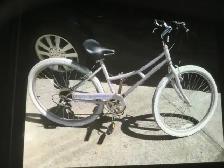 26" CAMELLIA LADIES CRUISER