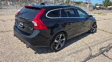 2015 Volvo V60 T6 R-Design- Polestar Tuned-Low Kms- CERTFIED - Photo 10