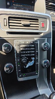 2015 Volvo V60 T6 R-Design- Polestar Tuned-Low Kms- CERTFIED - Photo 37