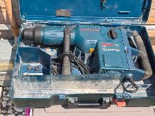 Bosch 11245EVS- SDS Max HD Boschhammer Demolition Hammer Drill