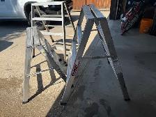 Sturdy sawhorse ladders - Photo 4