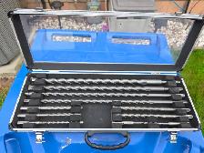 11 Pc. New SDS Drill Kit In A Plastic Case With Handle