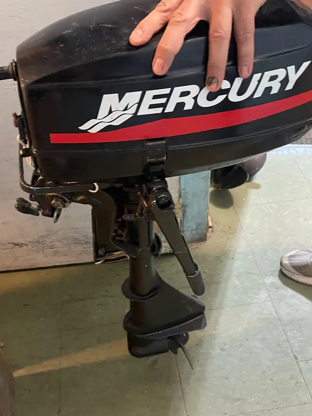 Mercury 2.5 HP Outboard Motor