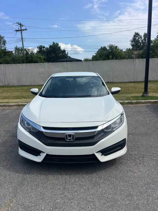 Honda Civic 2017—233,000 kilometers