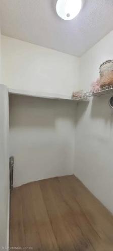one bedroom one bathroom apartment for rent - Photo 5