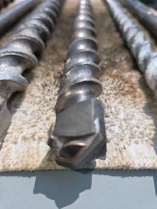 Bosch SDS Max 5 Concrete/Masonry Drills & 1 Demolition Bit Set - Photo 4