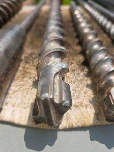 Bosch SDS Max 5 Concrete/Masonry Drills & 1 Demolition Bit Set - Photo 5