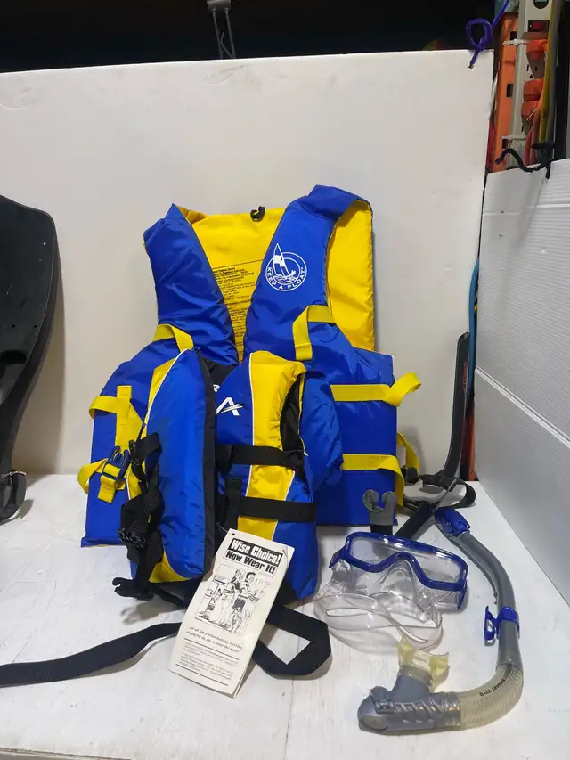 Adult & child life Jackets and U.S. Divers Snorkel Set
