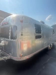 1973 Airstream Trailer - Photo 4