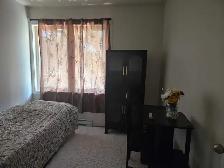 Chambre à louer contactez seulement le numéro dans la descriptio