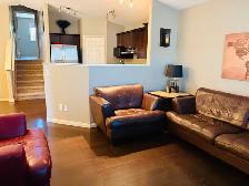 Master in Shared Home - Photo 7