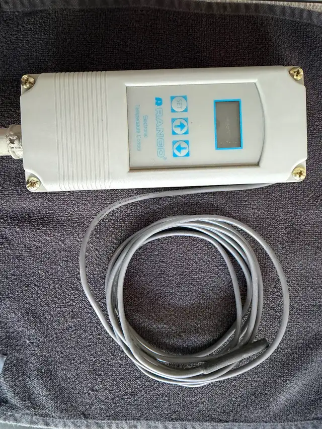 RANCO 211000-000 Temperature Two Stage Controller