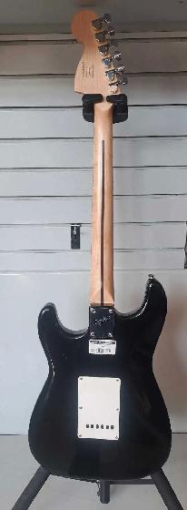 Squier Strat Affinity (30725191) - Photo 2
