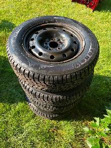 215/60/R16 Firestone Winterforce 2 - Set of 4 on Steel Rims - Photo 5