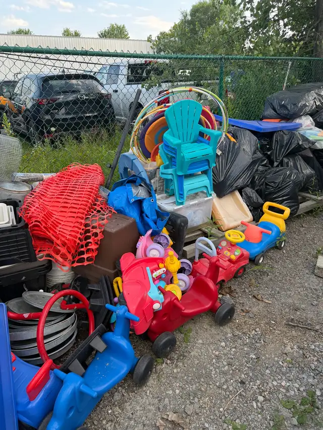 Assorted Outdoor Toys and Chairs