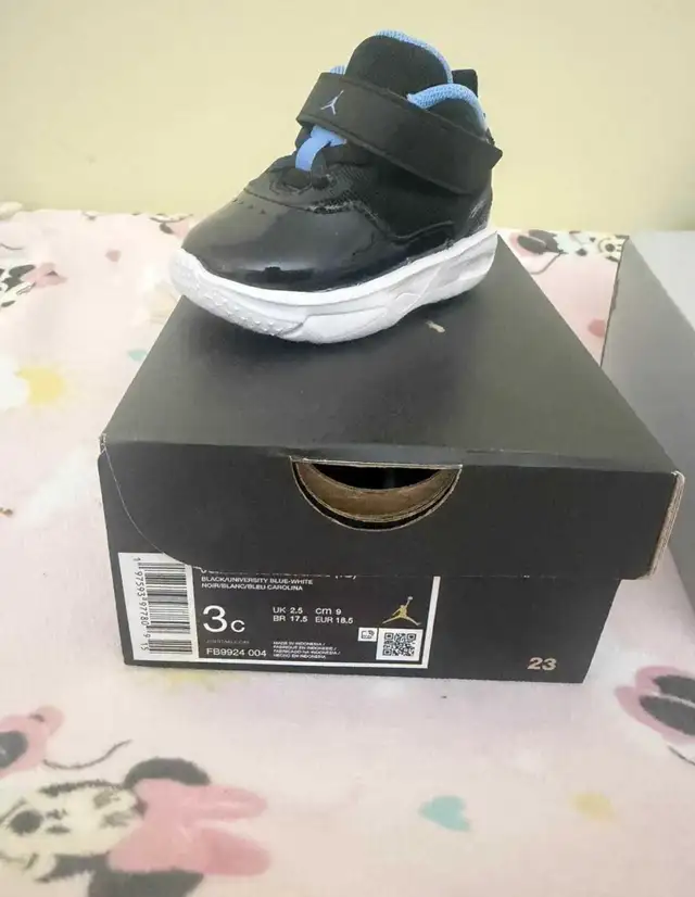 baby shoes
