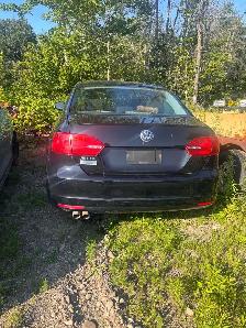 2011 Volkswagen Jetta - Photo 2