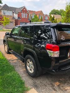 2010 TOYOTA FOUR RUNNER SR5 - Photo 2