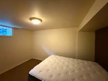 5-Bedroom Student House — 8 Month Lease - Sheridan Collage