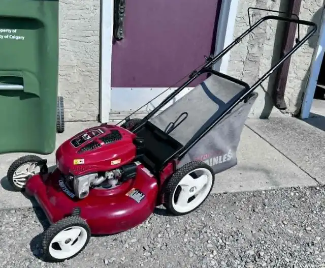 CRAFTSMAN 6.75 HP REAR BAG LAWNMOWER