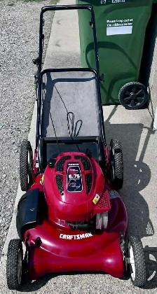 CRAFTSMAN 6.75 HP REAR BAG LAWNMOWER - Photo 3