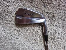 9.5/10 RH TITLEIST #3-9,pw STIFF STEEL FORGED BLADES