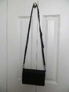 For Sale: Matt & Nat Bee Vegan Crossbody Bag - Photo 2