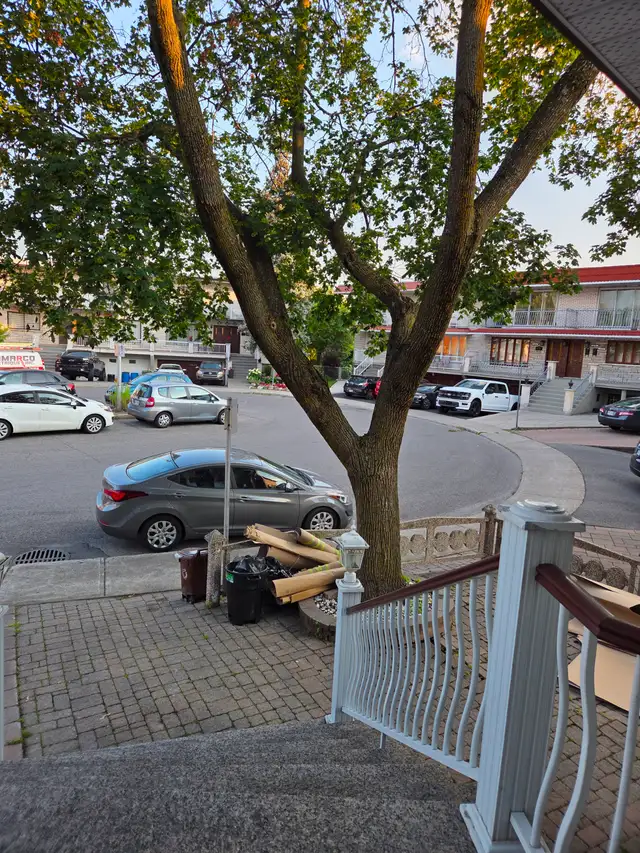 Un 4 ½ appartement à louer à St. Leonard,/ 4 1/2 to rent St. Le