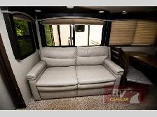 2019 Keystone RV Cougar 26RBS - Photo 10