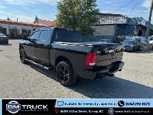 2023 Ram 1500 Classic SLT / Crew Cab / 5'7' Box / 4x4 / HEMI - Photo 7