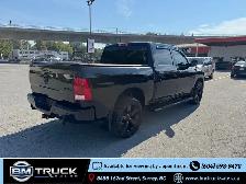 2023 Ram 1500 Classic SLT / Crew Cab / 5'7' Box / 4x4 / HEMI - Photo 8