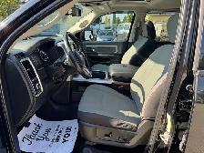 2023 Ram 1500 Classic SLT / Crew Cab / 5'7' Box / 4x4 / HEMI - Photo 15