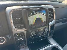 2023 Ram 1500 Classic SLT / Crew Cab / 5'7' Box / 4x4 / HEMI - Photo 17