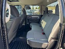 2023 Ram 1500 Classic SLT / Crew Cab / 5'7' Box / 4x4 / HEMI - Photo 19